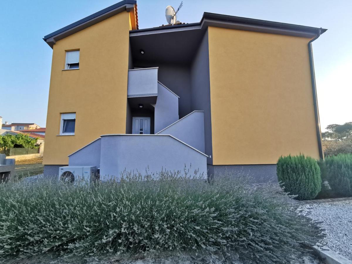 Ferienwohnung Casa Matea - 90 M From The Sea, New Private Swimming Pool Pula Exterior foto