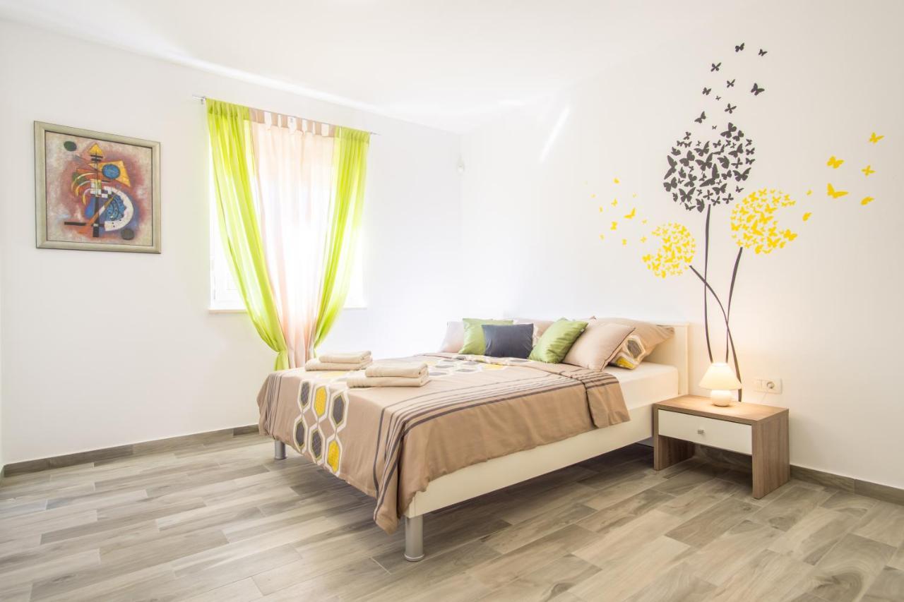 Ferienwohnung Casa Matea - 90 M From The Sea, New Private Swimming Pool Pula Exterior foto